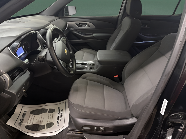 2023 Chevrolet Traverse AWD LT Cloth