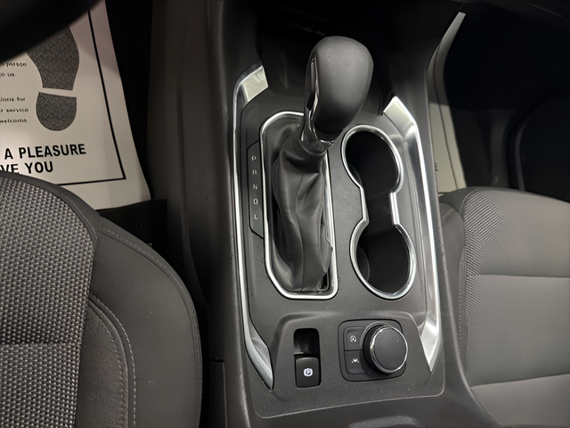 2023 Chevrolet Traverse AWD LT Cloth