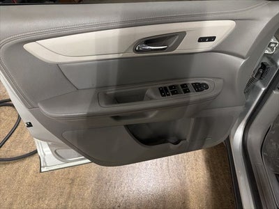 2017 Chevrolet Traverse 2LT