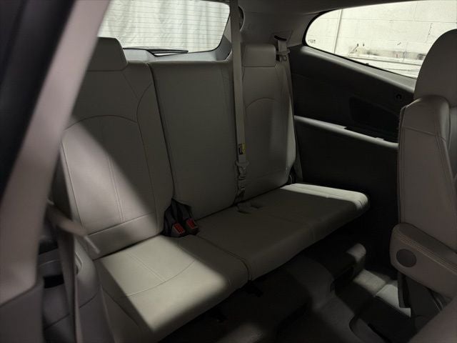 2017 Chevrolet Traverse 2LT