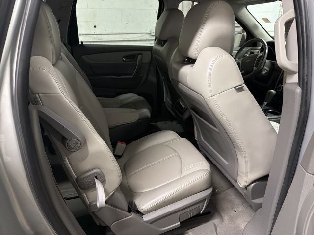 2017 Chevrolet Traverse 2LT