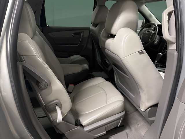 2017 Chevrolet Traverse 2LT