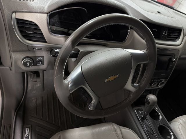 2017 Chevrolet Traverse 2LT