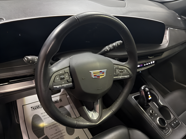 2025 Cadillac XT4 FWD Premium Luxury
