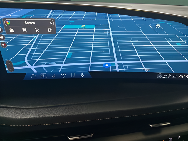 2025 Cadillac XT4 FWD Premium Luxury