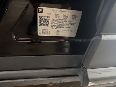 2025 Cadillac XT4 FWD Premium Luxury