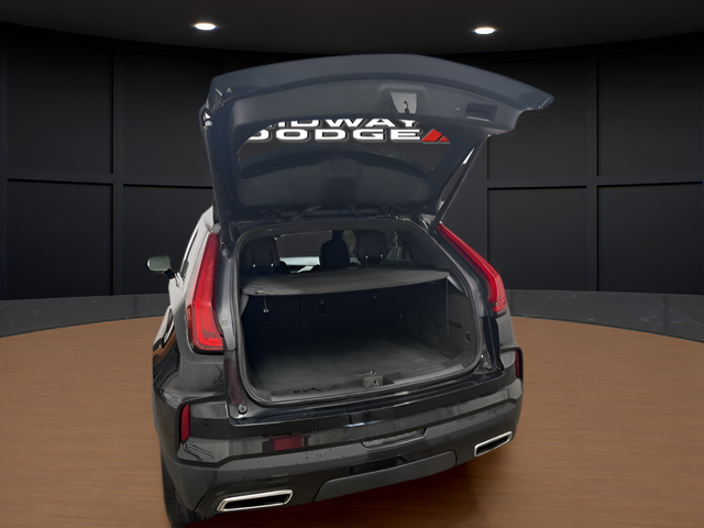 2025 Cadillac XT4 FWD Premium Luxury