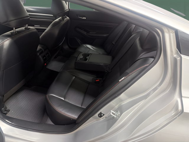 2023 Nissan Altima SR VC-Turbo FWD