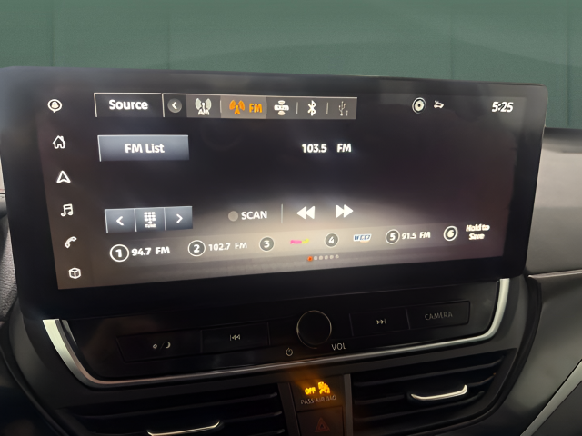 2023 Nissan Altima SR VC-Turbo FWD