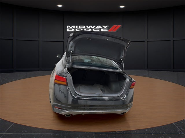 2020 Nissan Altima SR FWD