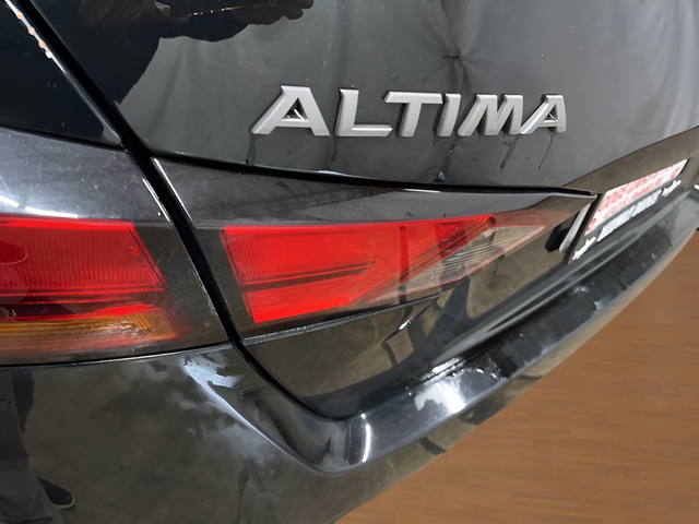 2024 Nissan Altima SV FWD
