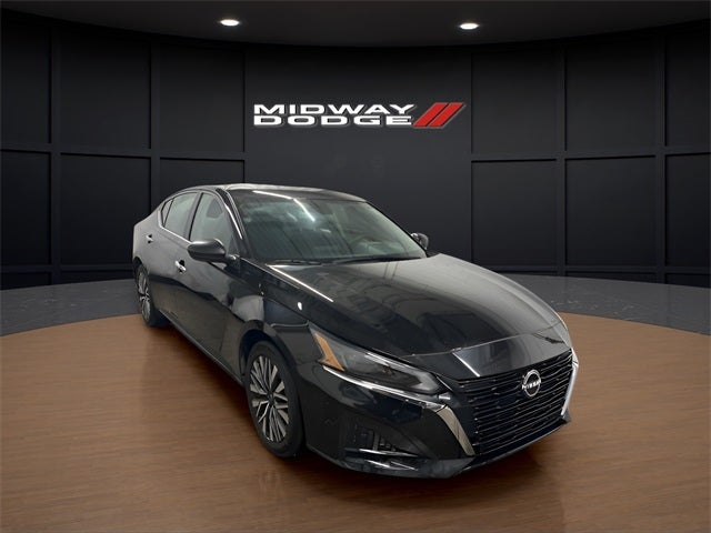 2024 Nissan Altima SV FWD