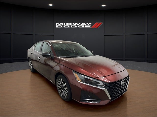 2024 Nissan Altima SV FWD