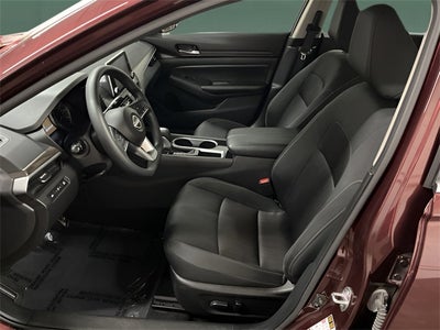 2024 Nissan Altima SV FWD