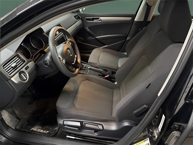 2017 Volkswagen Passat 1.8T S