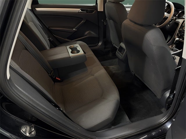 2017 Volkswagen Passat 1.8T S