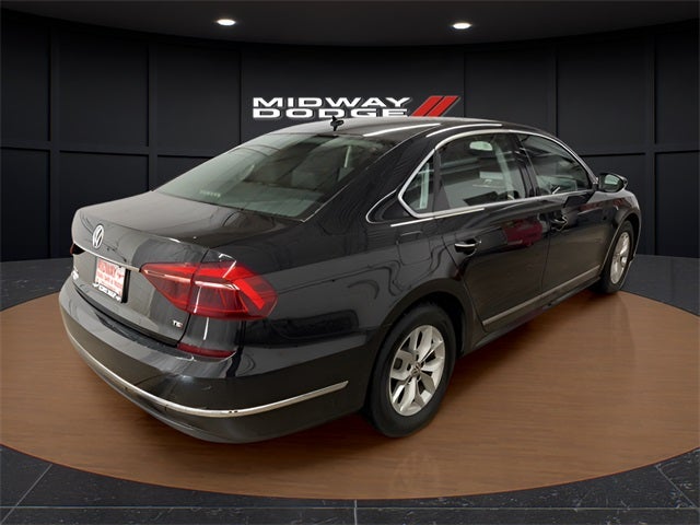2017 Volkswagen Passat 1.8T S
