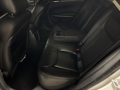 2022 Chrysler 300 Touring L