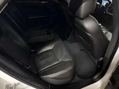 2022 Chrysler 300 Touring L