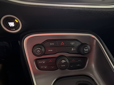 2020 Dodge Challenger SXT