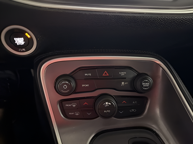 2020 Dodge Challenger SXT