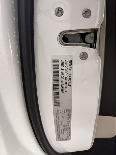 2023 Chrysler Voyager LX