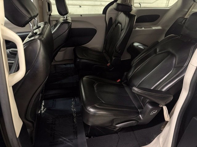 2021 Chrysler Voyager LXI