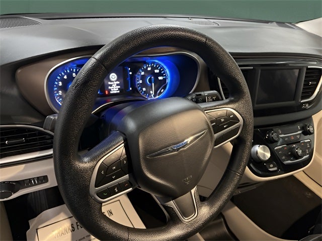 2021 Chrysler Voyager LXI