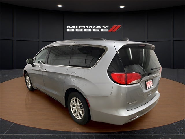 2021 Chrysler Voyager LXI