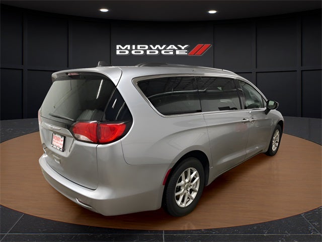 2021 Chrysler Voyager LXI