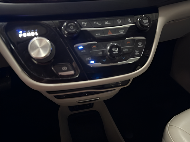2018 Chrysler Pacifica Touring L Plus