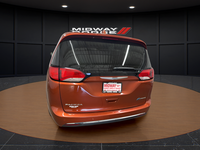 2018 Chrysler Pacifica Hybrid Touring L