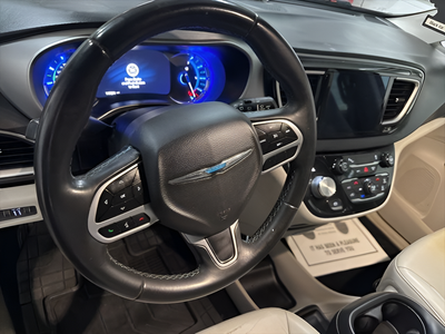 2018 Chrysler Pacifica Hybrid Touring L
