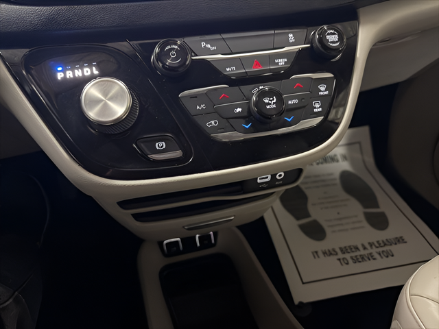 2018 Chrysler Pacifica Hybrid Touring L