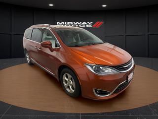 2018 Chrysler Pacifica Hybrid Touring L
