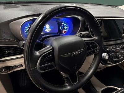 2022 Chrysler Pacifica Hybrid Touring L