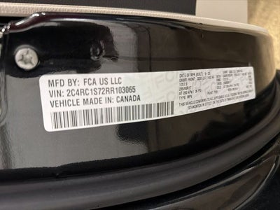 2024 Chrysler Pacifica Hybrid Select