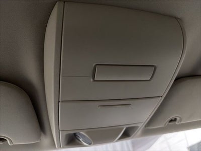 2010 Volkswagen Routan S