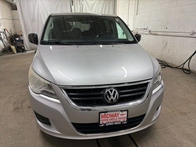 2010 Volkswagen Routan S
