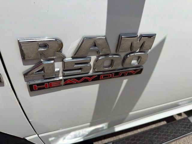 2013 RAM 4500 Chassis Tradesman/SLT