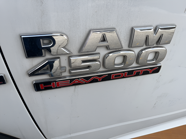 2018 RAM 4500 Chassis Tradesman/SLT/Laramie