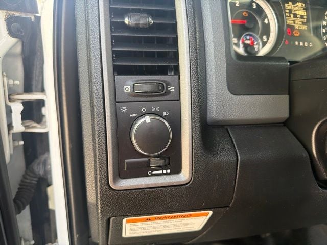 2014 RAM 5500 Chassis Tradesman/SLT