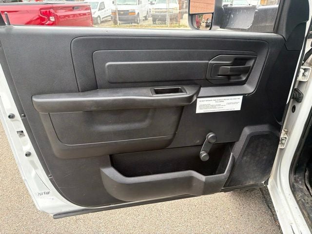 2017 RAM 5500 Chassis Tradesman/SLT