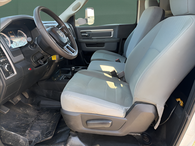 2018 RAM 5500 Chassis Tradesman/SLT