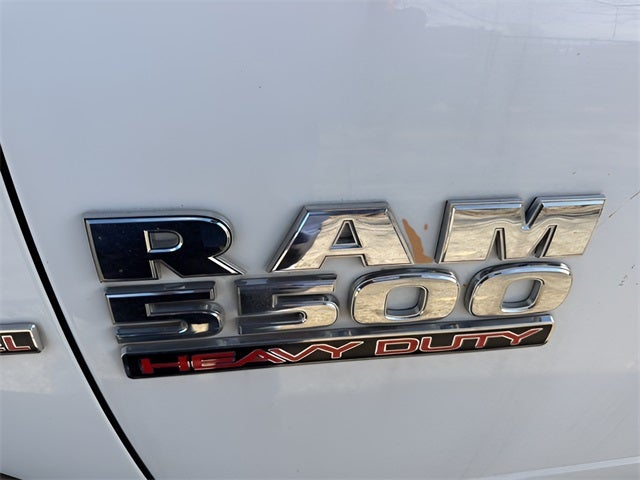 2018 RAM 5500 Chassis Tradesman/SLT