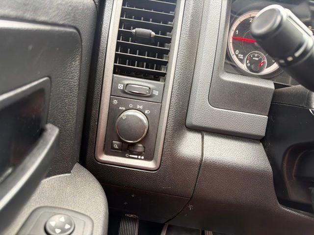 2013 RAM 5500 Chassis Tradesman/SLT/Laramie
