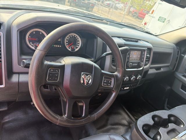 2016 RAM 3500 Chassis Tradesman/SLT