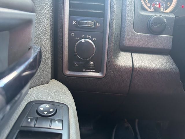 2016 RAM 3500 Chassis Tradesman/SLT