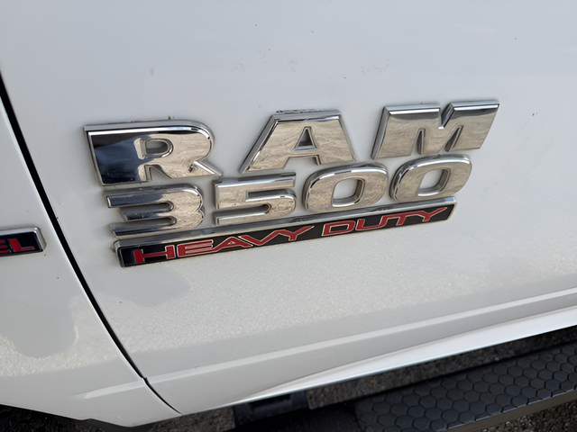 2015 RAM 3500 Chassis Tradesman/SLT