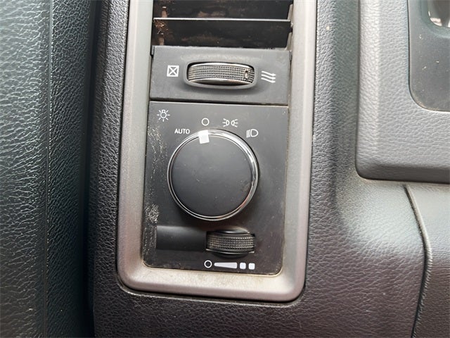 2018 RAM 3500 Chassis Tradesman/SLT